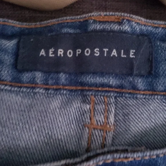Aeropostale Boyfriend Jean - Picture 3 of 5